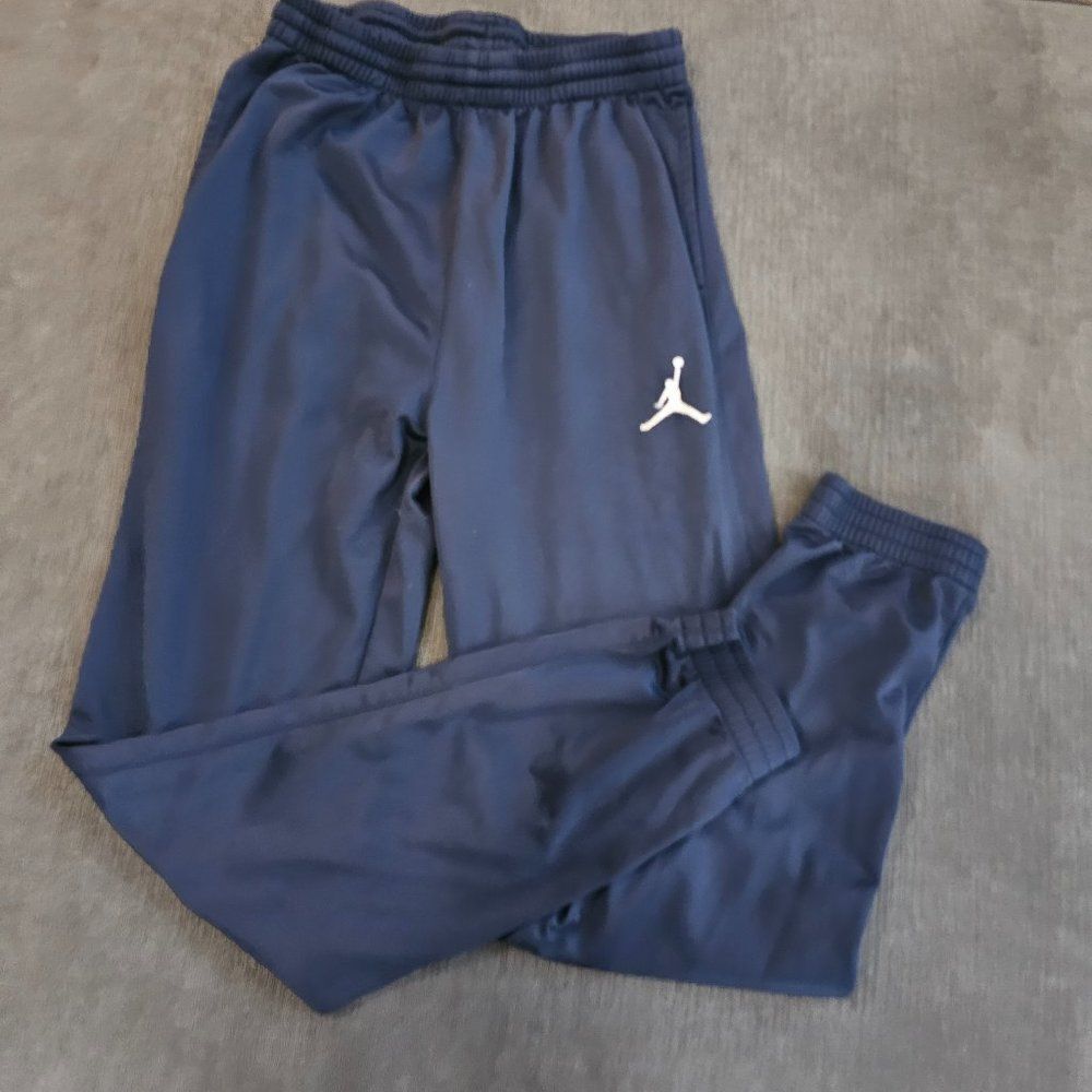 Jordan Big Kids Navy Blue Essential Woven Running Pants Size XL - Picture 2 of 5